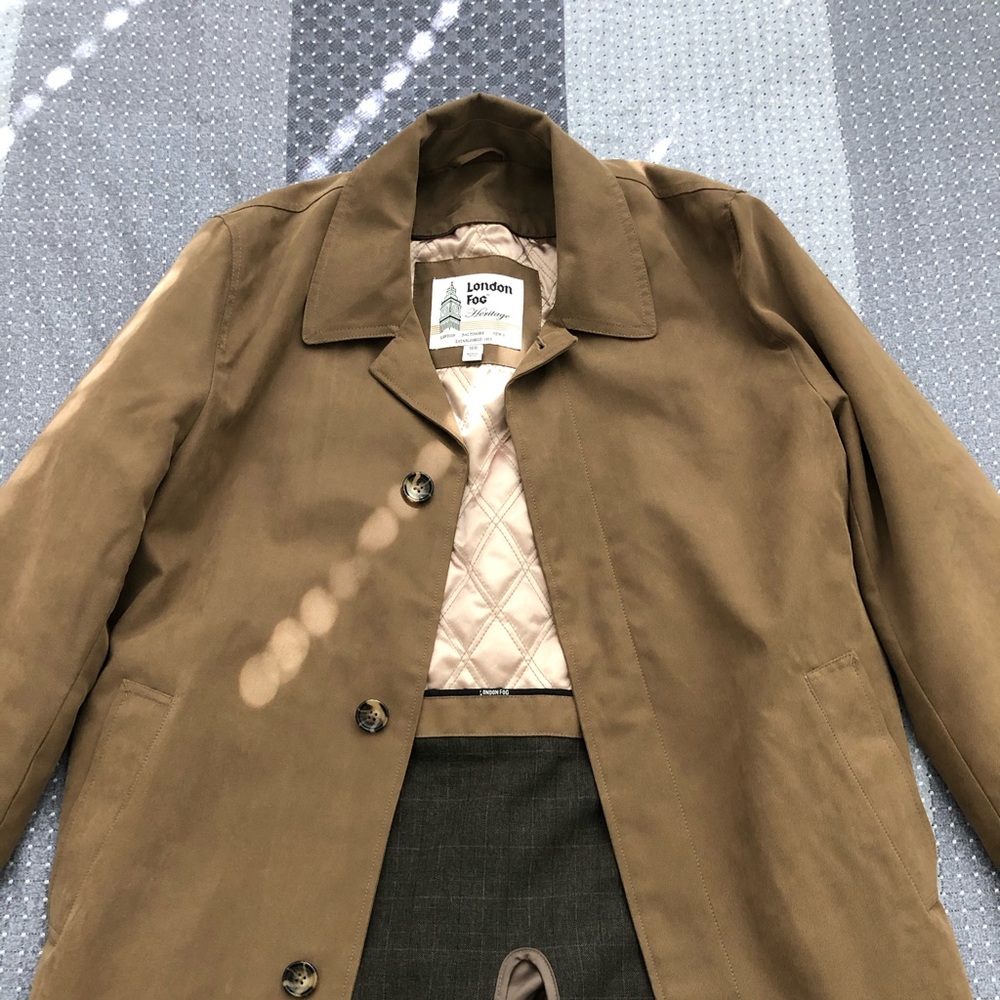 36R London Fog Trenchcoat